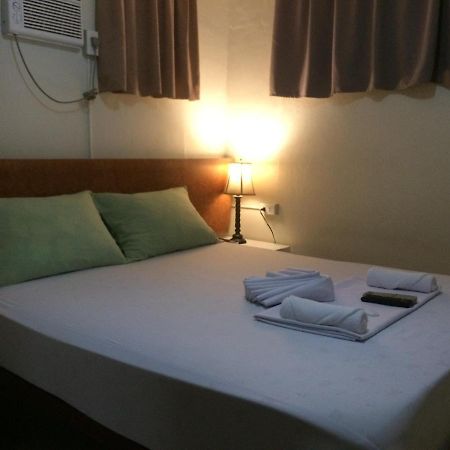 Crisfil'S Lodge Incorporated Dumaguete City Kültér fotó