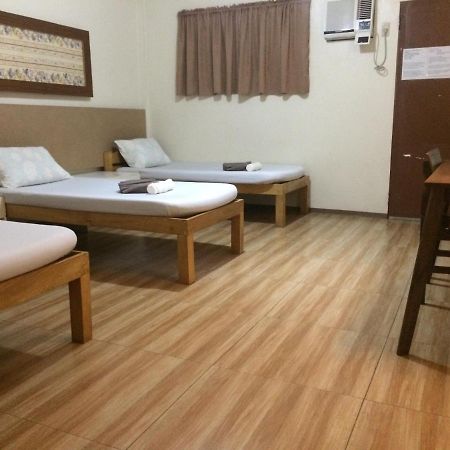 Crisfil'S Lodge Incorporated Dumaguete City Kültér fotó